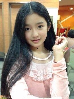 柴蔚演员,从童星到演员，她如何诠释成长与蜕变